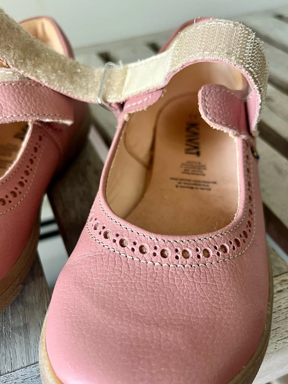 Kavat Pink Leather Mary Jane Shoes EU 31 Swedish Minimalist Kids Flats